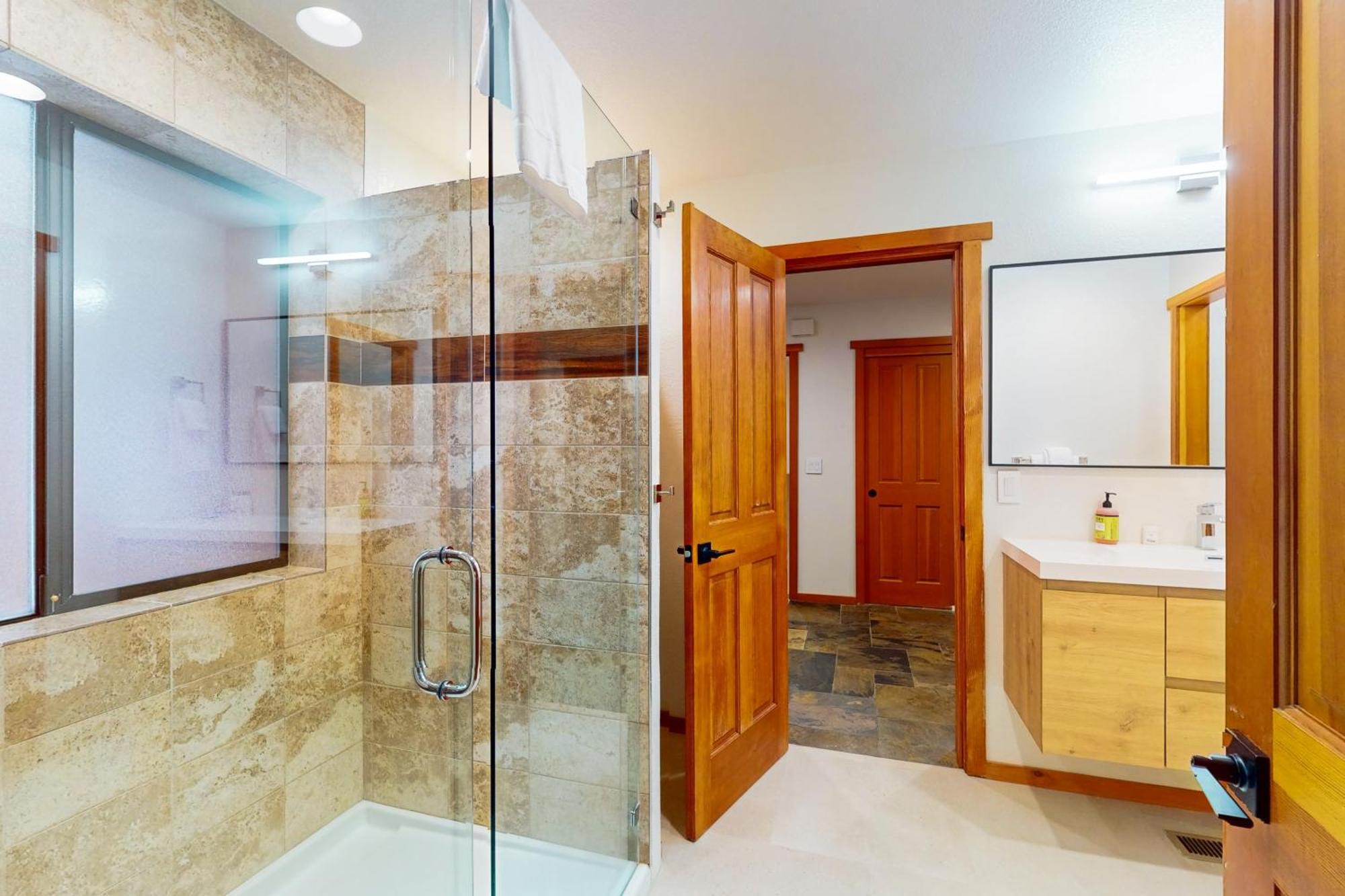 Bears Lair Villa ทรักกี ภายนอก รูปภาพ